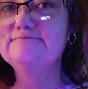 Meet your Posher, Trisha ann